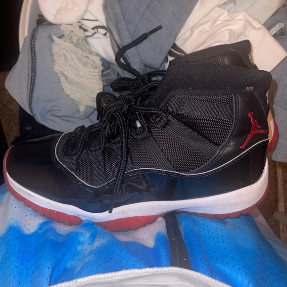 Jordan 11 bred 2019 - Picture 1 of 4